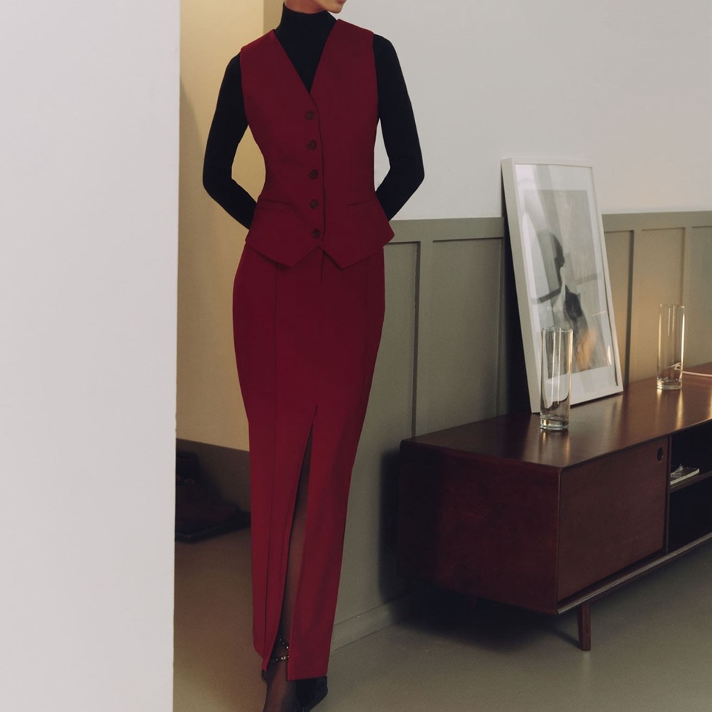 Lichi Red Vest and Skirt Set